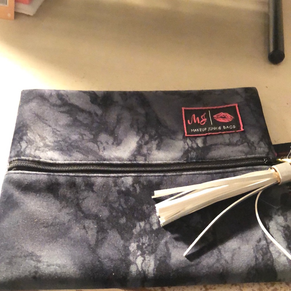 Black marble makeup junkie bag